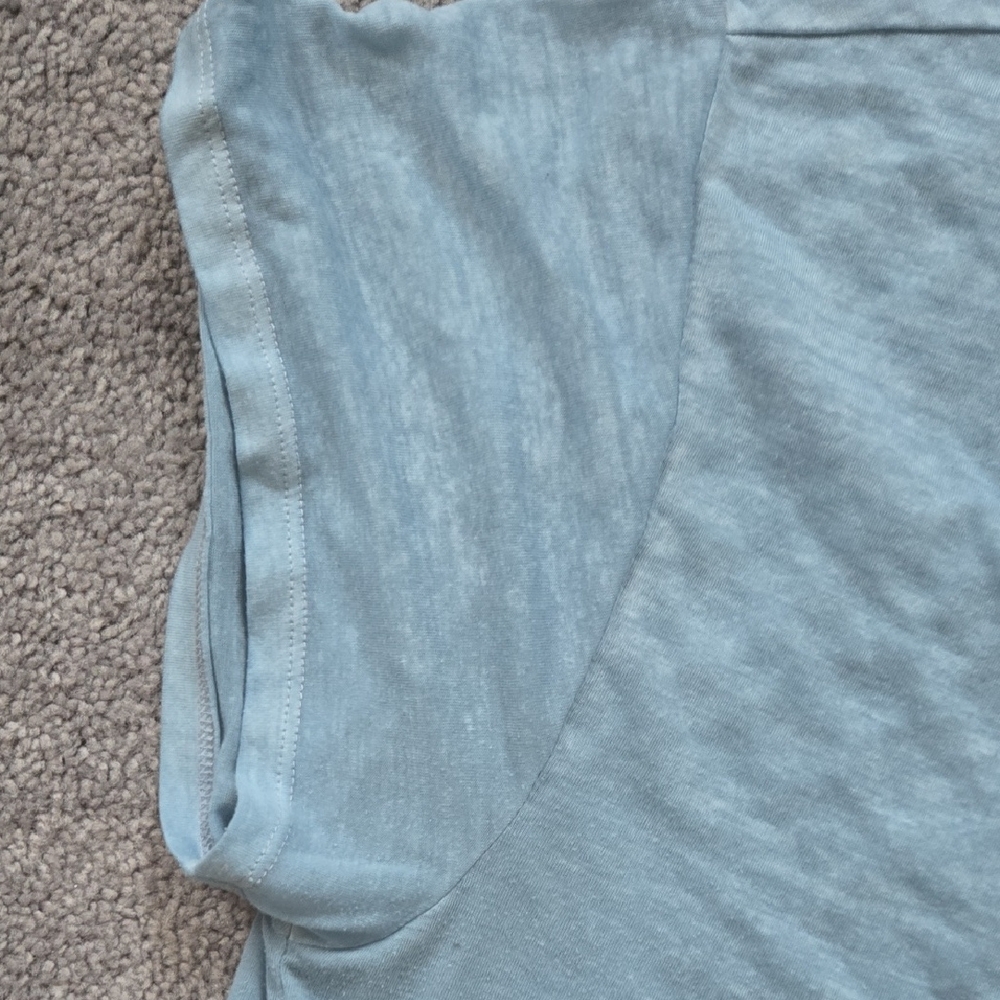 Size 18/20, Lane Bryant Light Blue Floral 'Beautiful' Graphic Tee - Picture 3 of 6